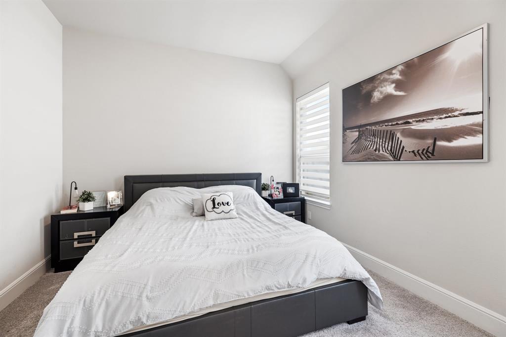 2119 Plum Creek Dr, Manvel, TX 77578