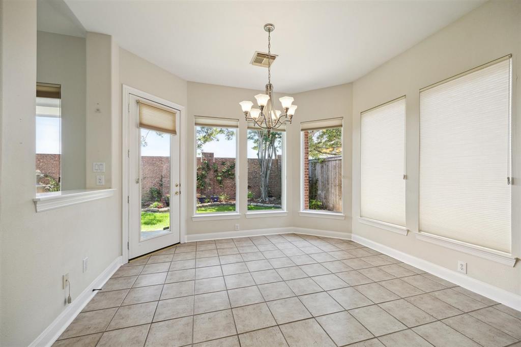 11411 Gallant Ridge Ln, Houston, TX 77082