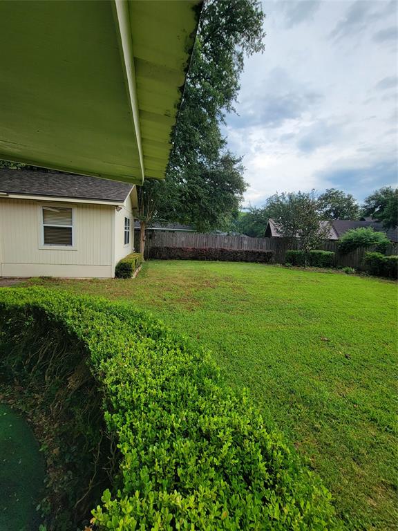 1311 Linwood Dr, Wharton, TX 77488