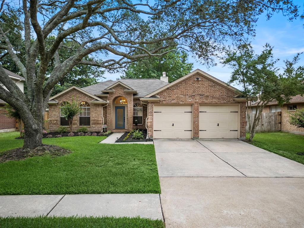 16115 INDIAN CYPRESS DRIVE, CYPRESS, TX 77429 Mark Dimas Team