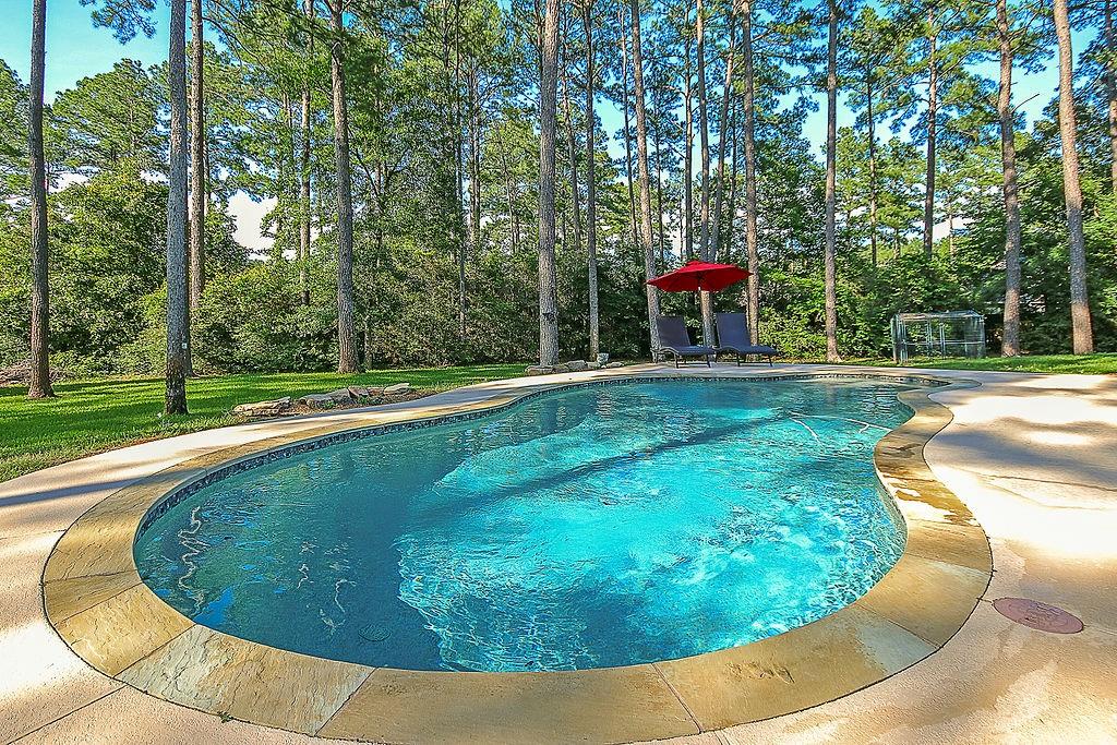 Property Detail on Charis Smith 635 Westwood Loop, Lufkin TX 75904