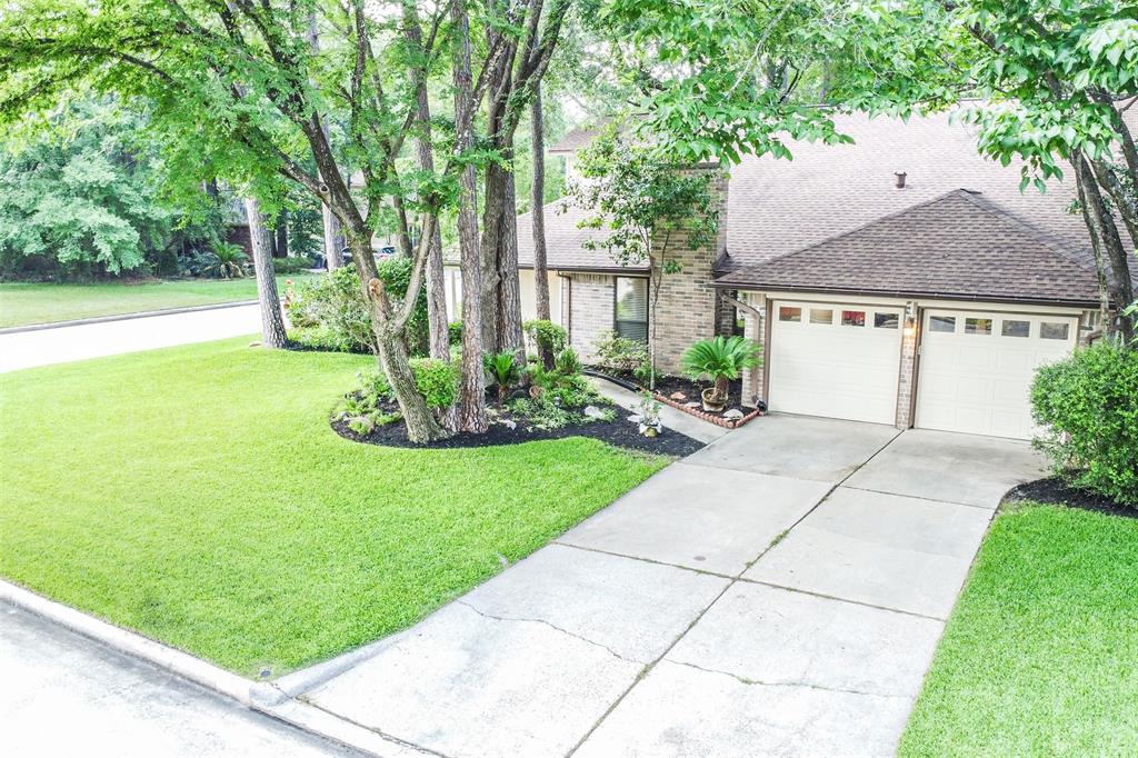 71 TIMBERSPIRE LANE, THE WOODLANDS, TX 77380 REMAX Associates Northeast Kingwood, Texas