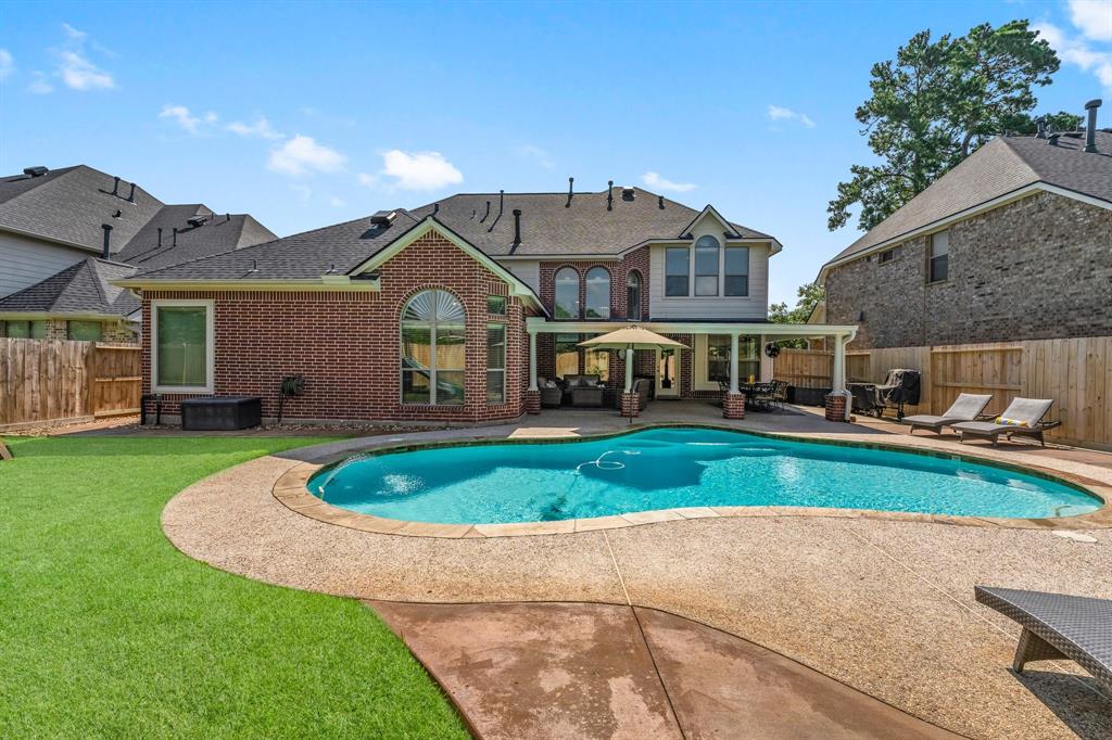 15811 Maple Shores Dr, Houston, TX 77044