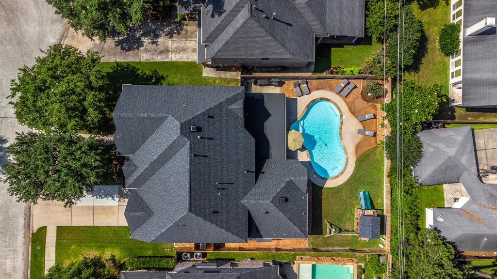 15811 Maple Shores Dr, Houston, TX 77044