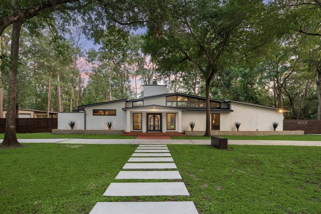 12007 Bexhill Dr, Houston, TX 77065