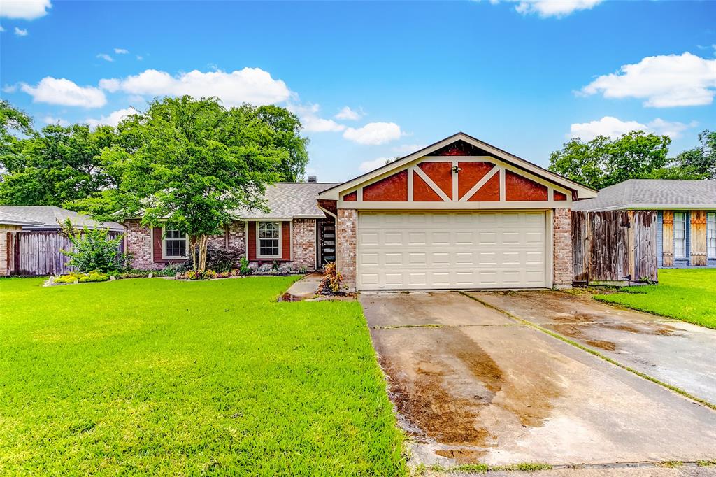 5302 Appleblossom Lane, Friendswood, TX 77546