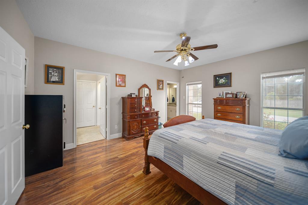 15953 1st St, Splendora, TX 77372