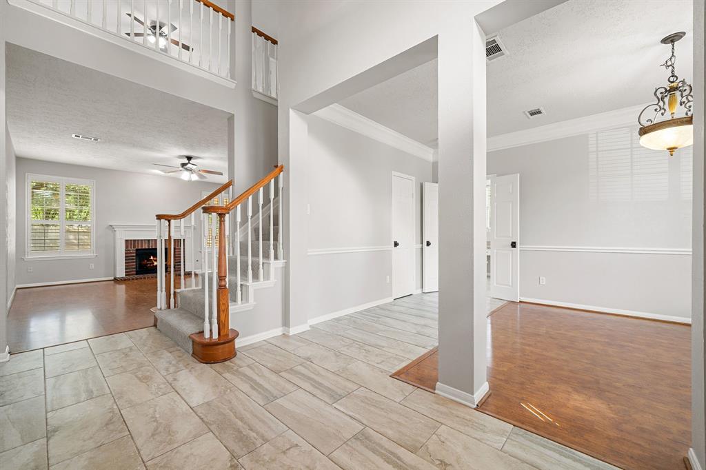 7406 Greatwood Grove Dr, Sugar Land, TX 77479