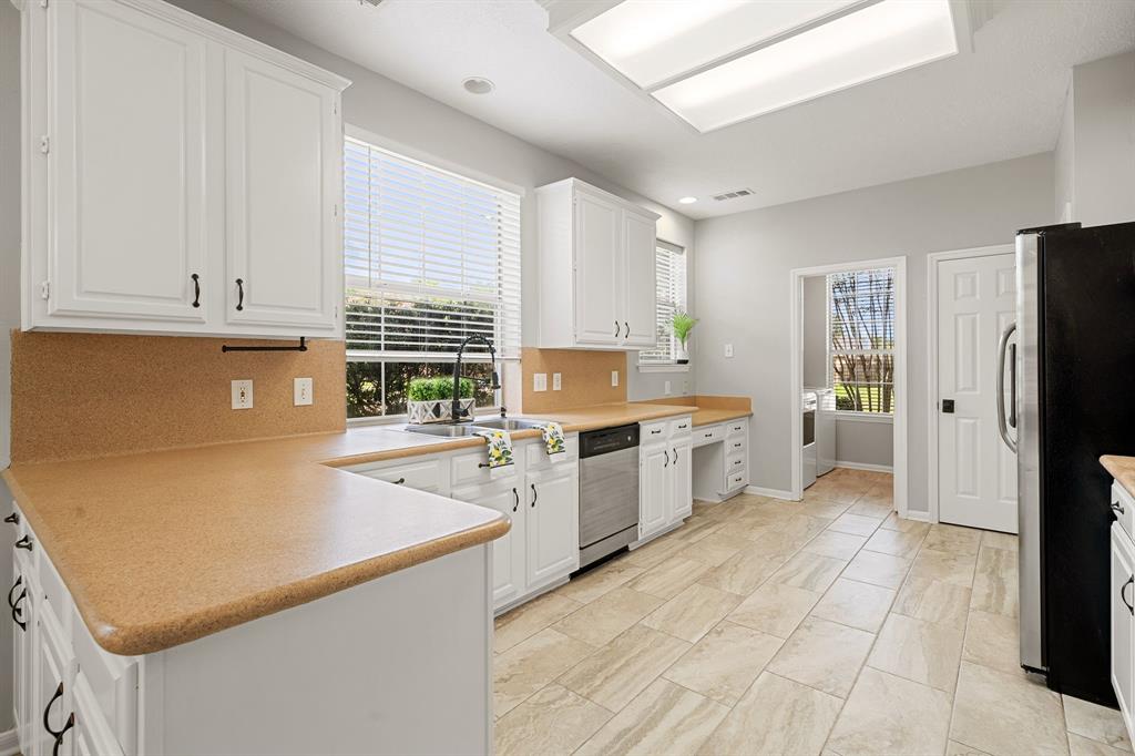 7406 Greatwood Grove Dr, Sugar Land, TX 77479