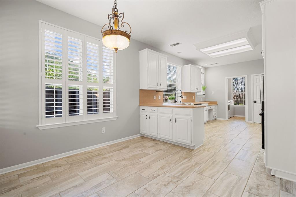 7406 Greatwood Grove Dr, Sugar Land, TX 77479