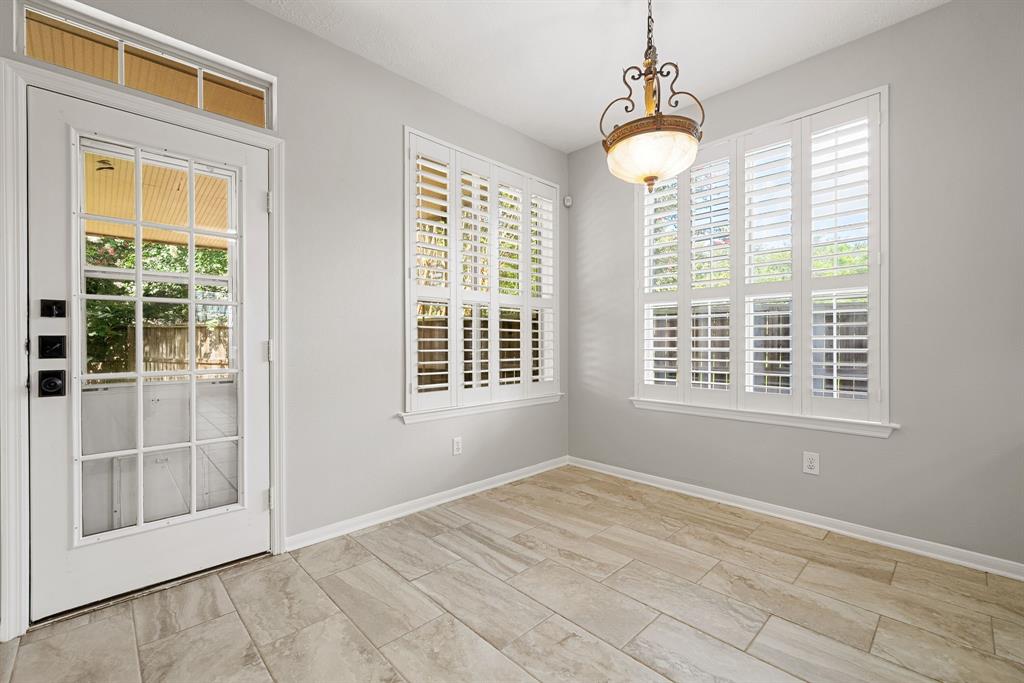 7406 Greatwood Grove Dr, Sugar Land, TX 77479