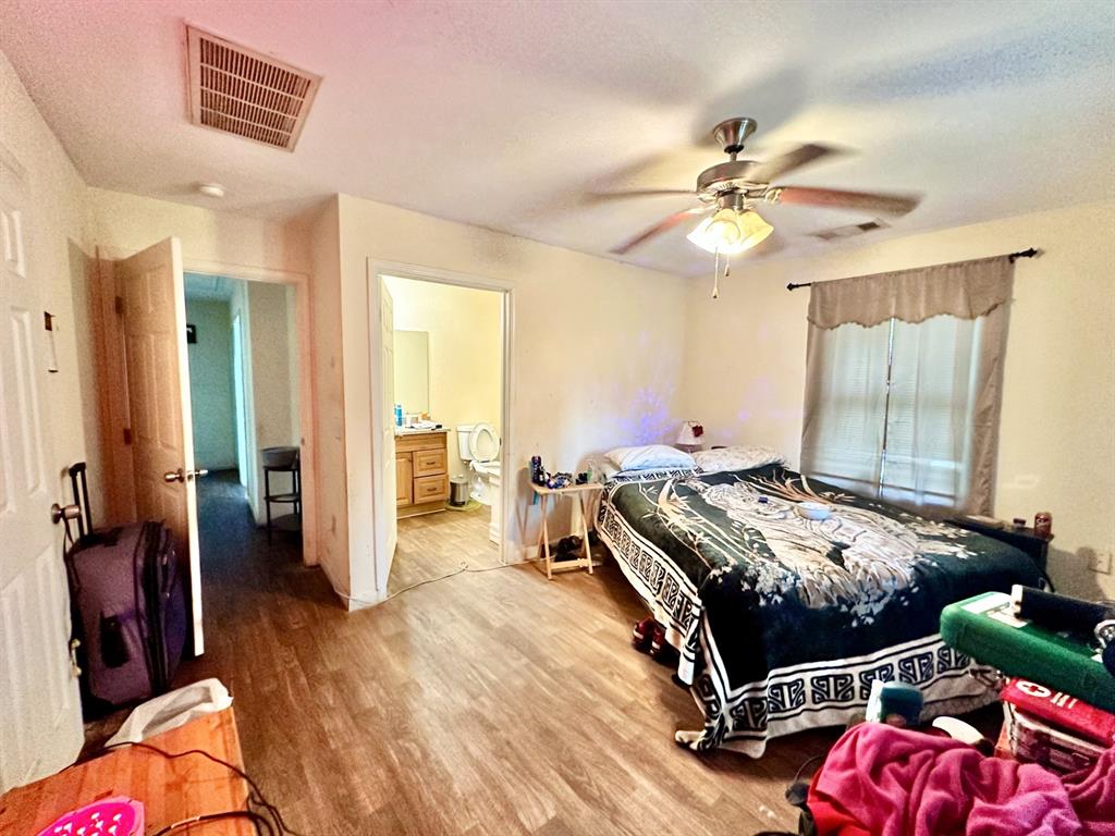 5220 Bayou Blvd, Baytown, TX 77521