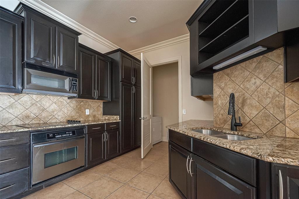 2120 Kipling St 402, Houston, TX 77098