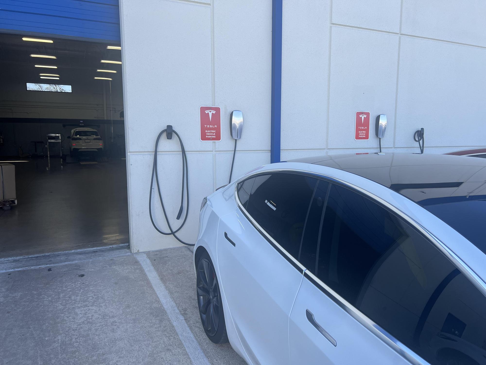 North Austin Rock Gym Austin, TX EV Station