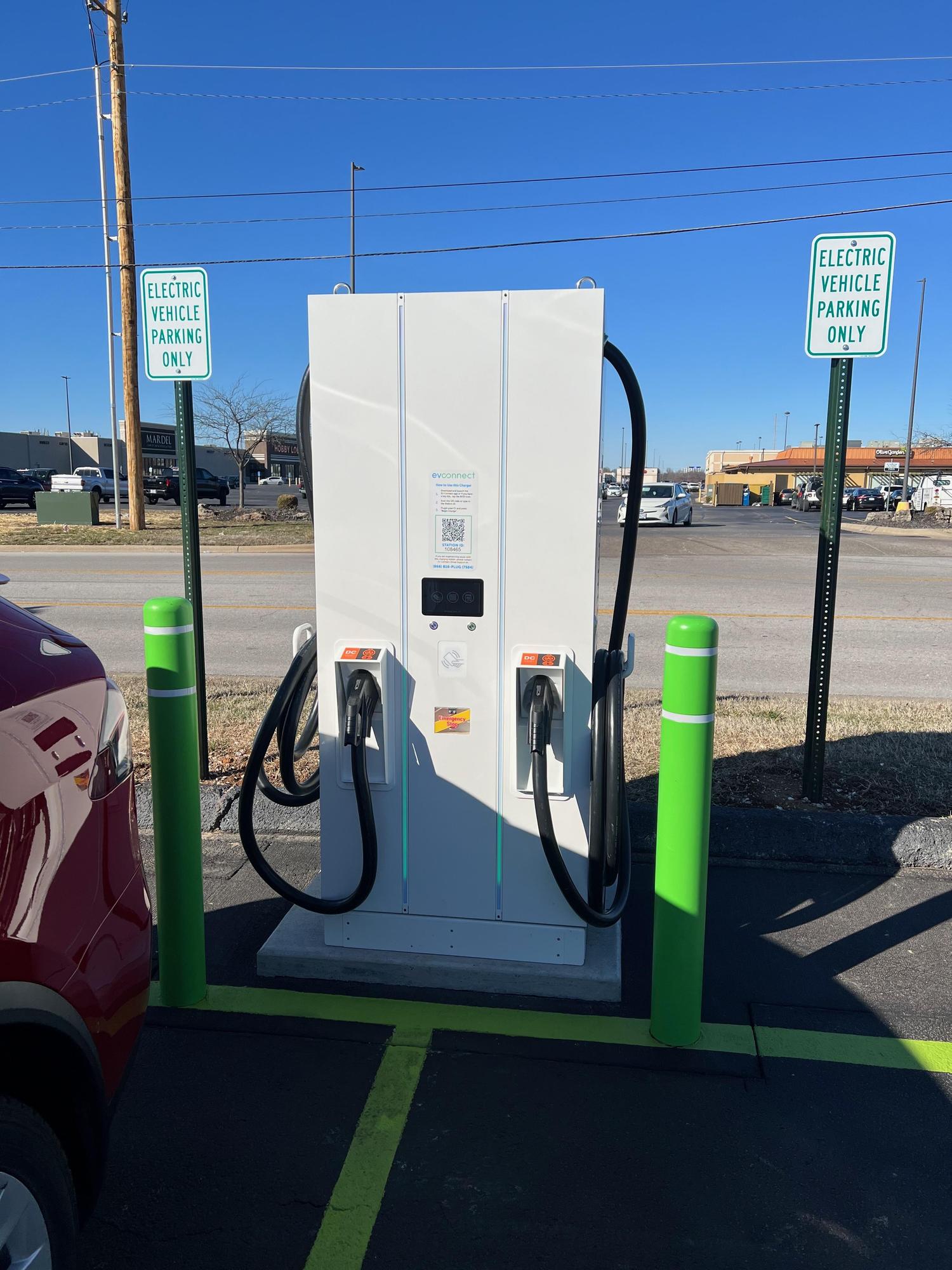Corwin Ford Springfield, MO EV Station
