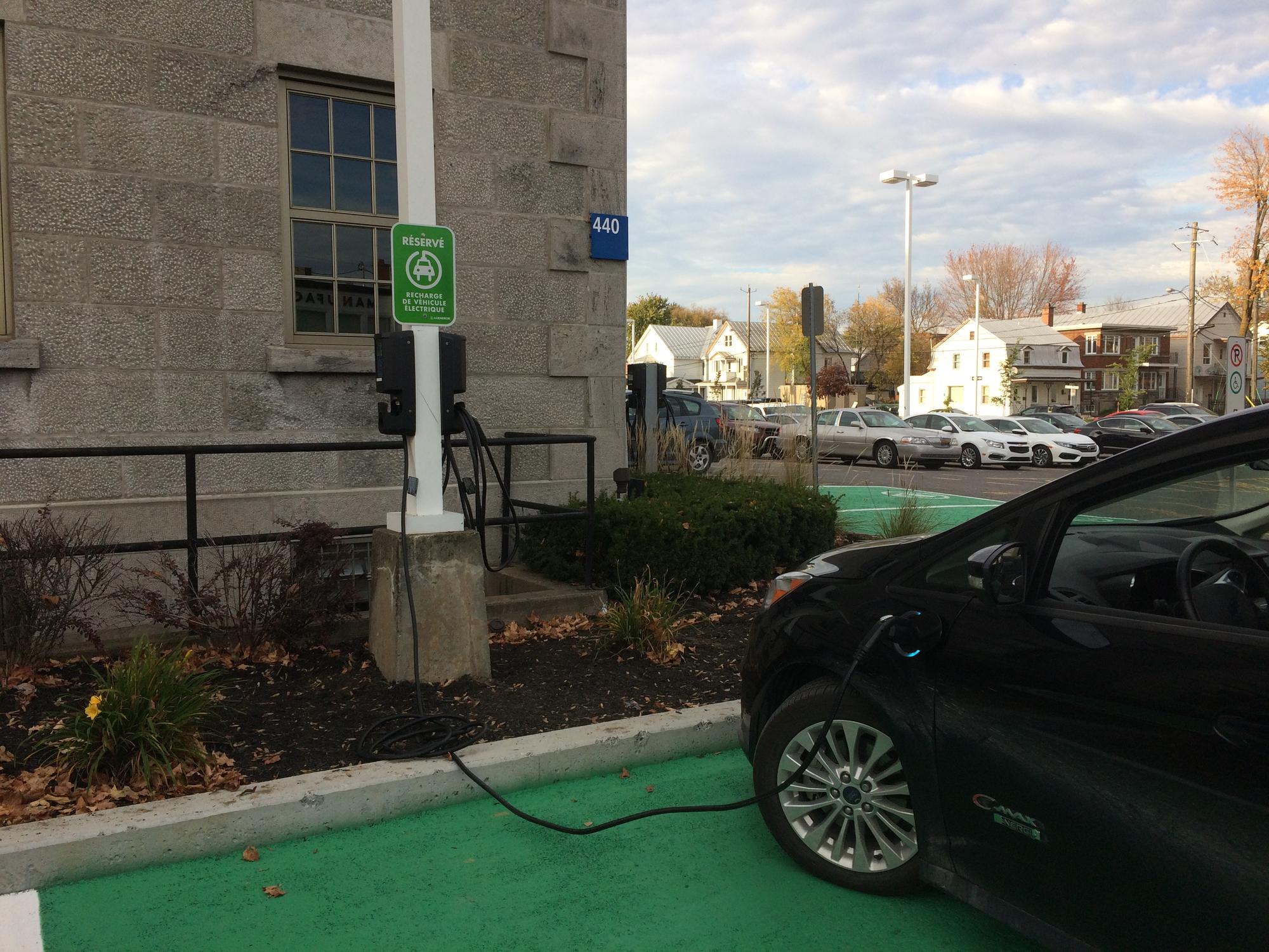 Palais de justice de Joliette (Visiteur) Joliette, QC EV Station