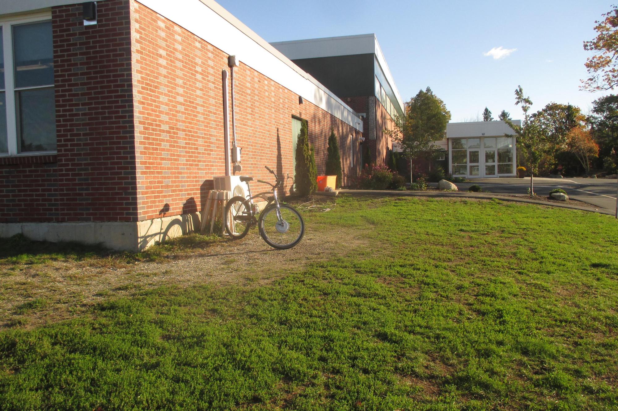 Mt Desert Island Regional High School Bar Harbor, ME EV Station