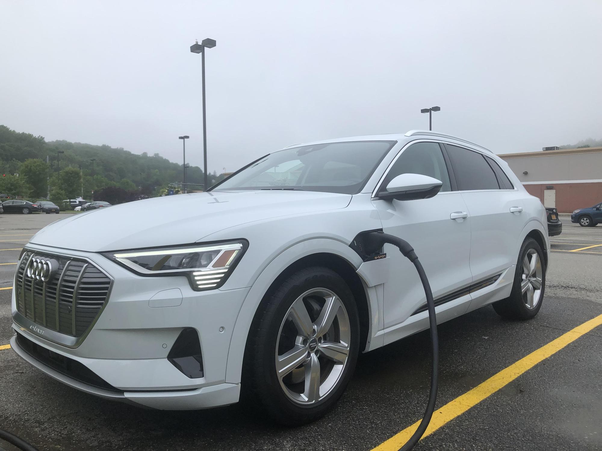 Putnam Plaza Shopping Center Carmel Hamlet, NY EV Station