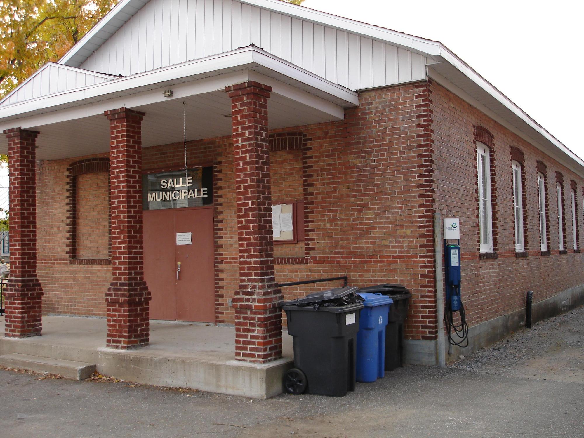 Salle municipale SaintNarcisse, QC EV Station