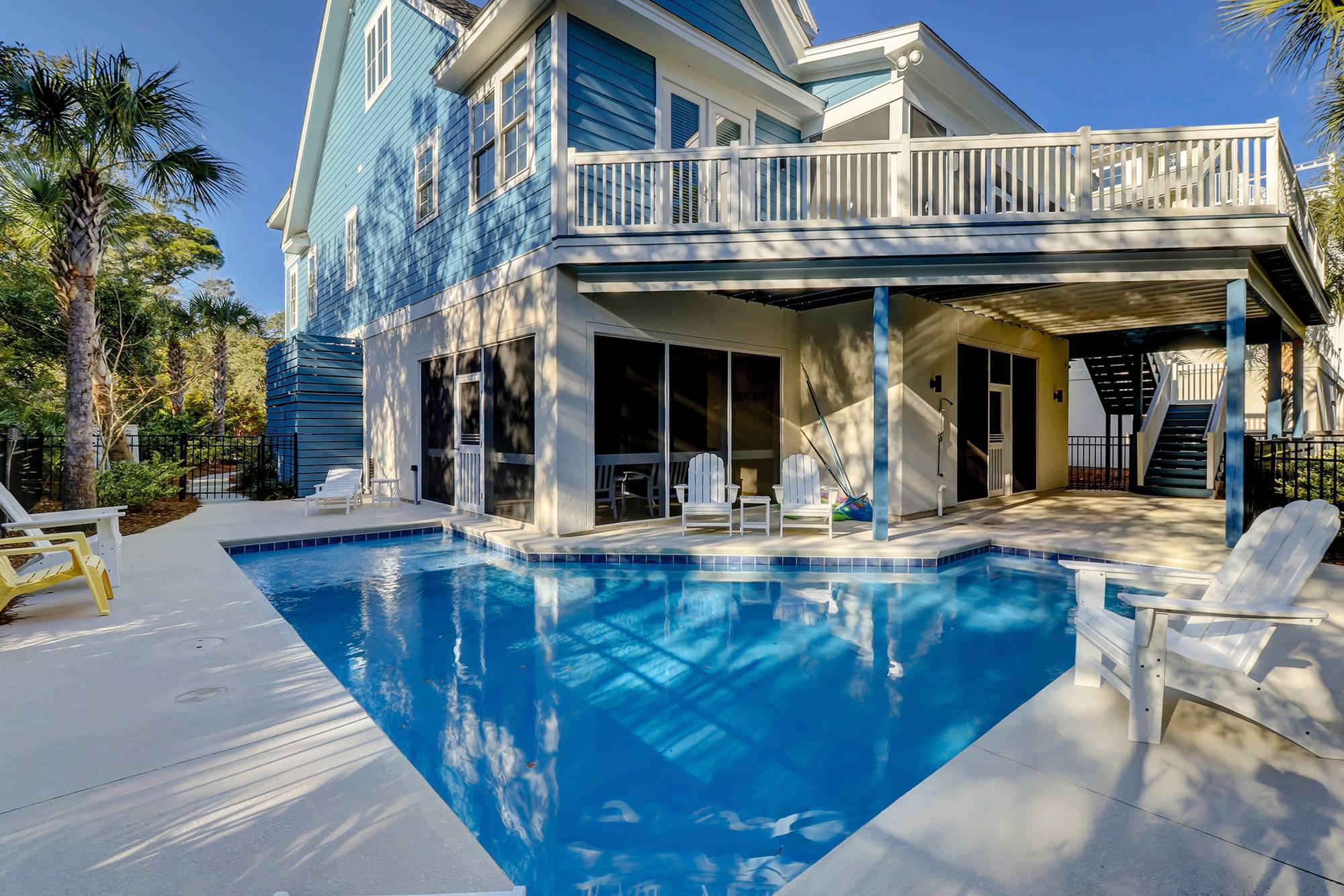4 Shore Crest Ln Rental Hilton Head Island, SC EV Station