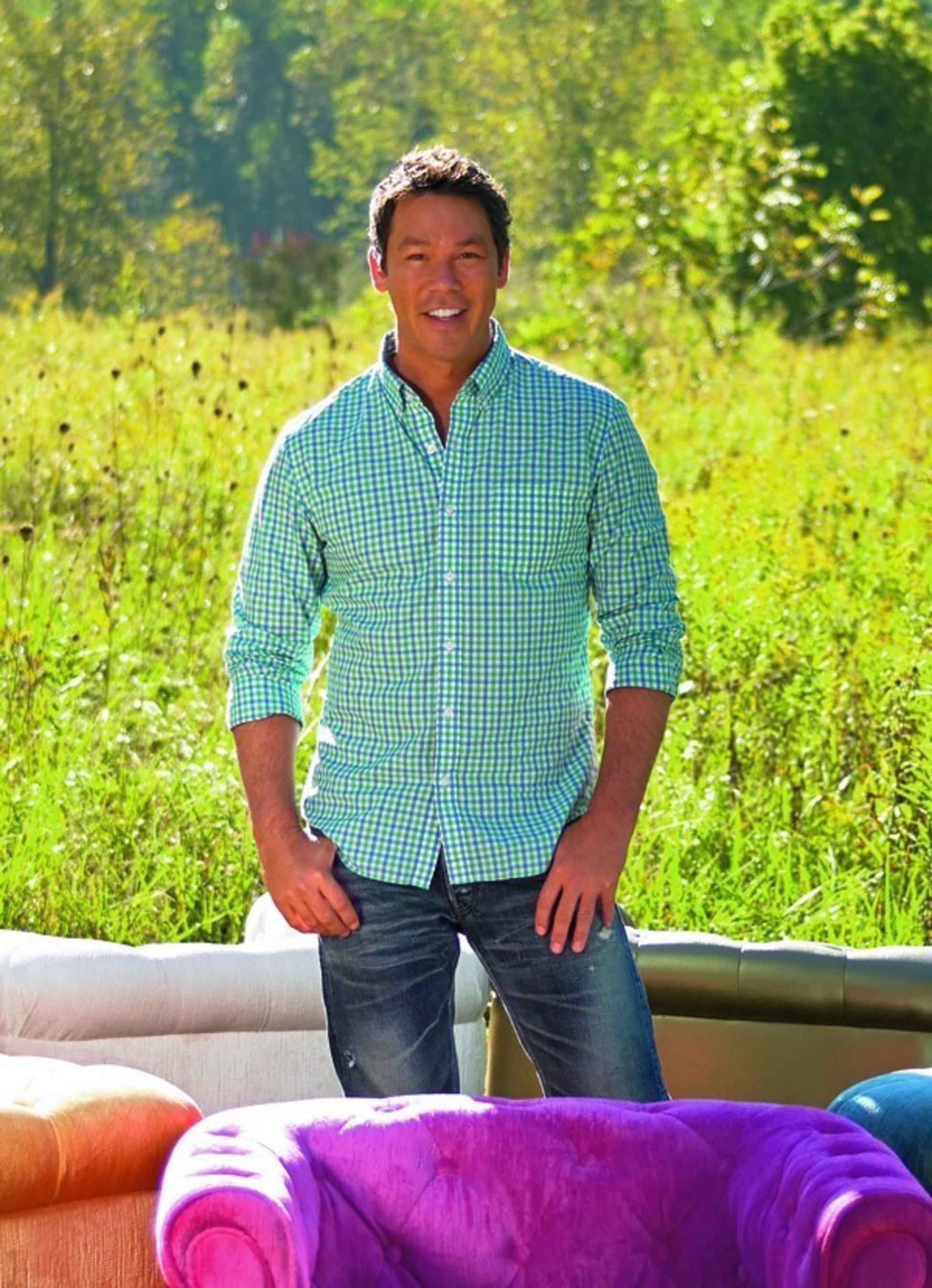 Grandin Road partners with HGTV’s David Bromstad to release David