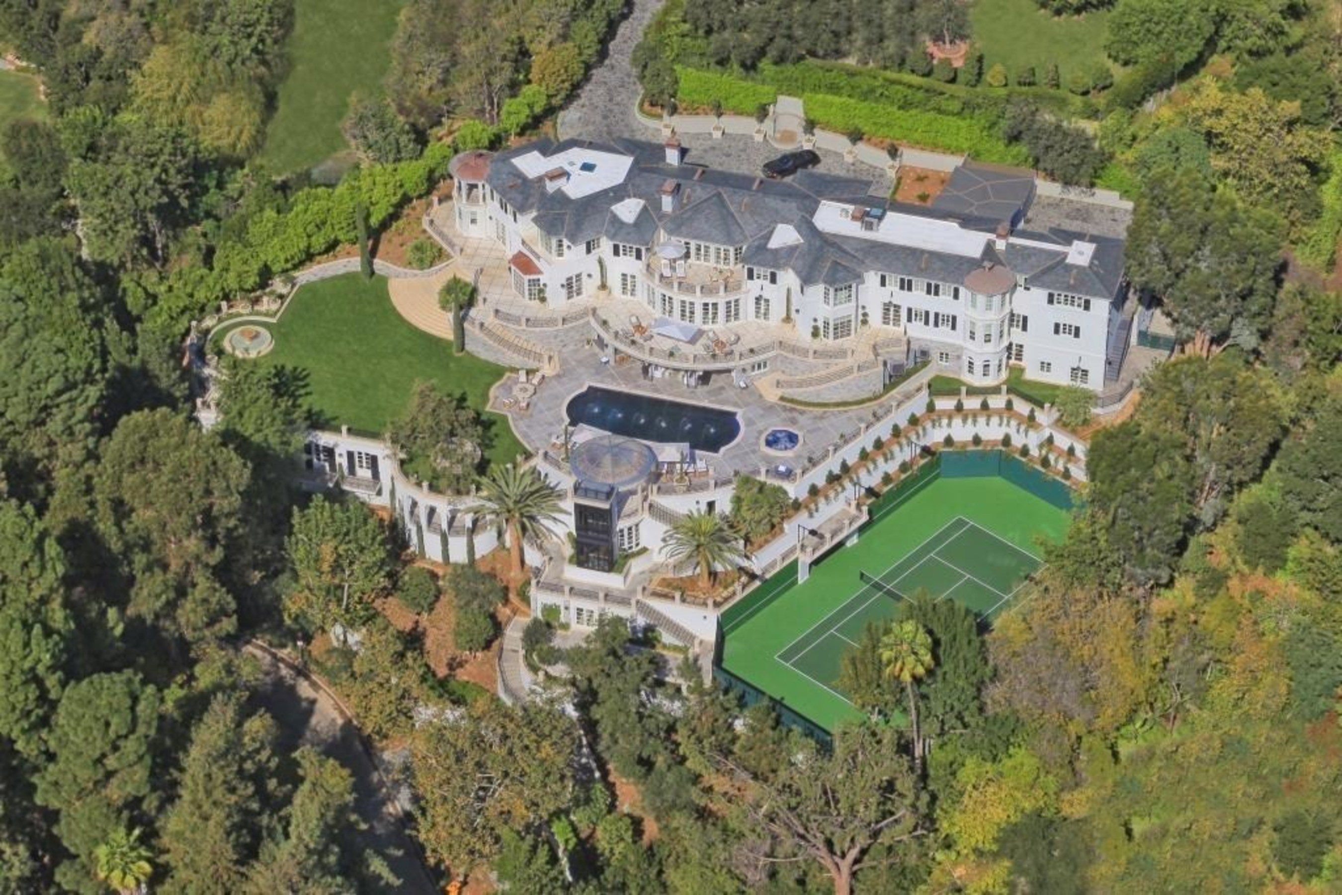 Hilton & Hyland’s Mia Trudeau Sells Liongate Estate in BelAir