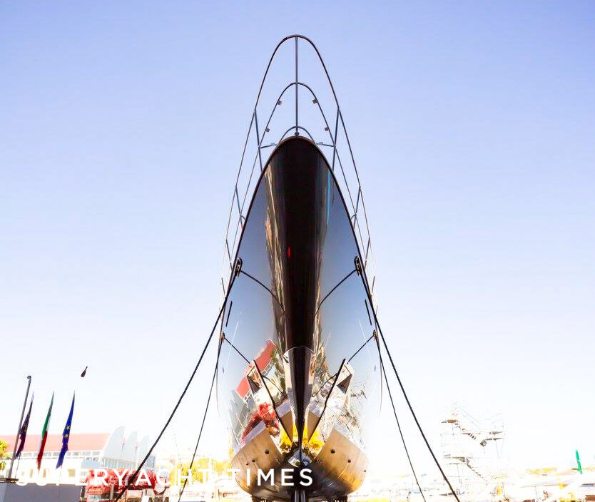 Launched Perini Navi’s 60m sailing yacht Seven in the water