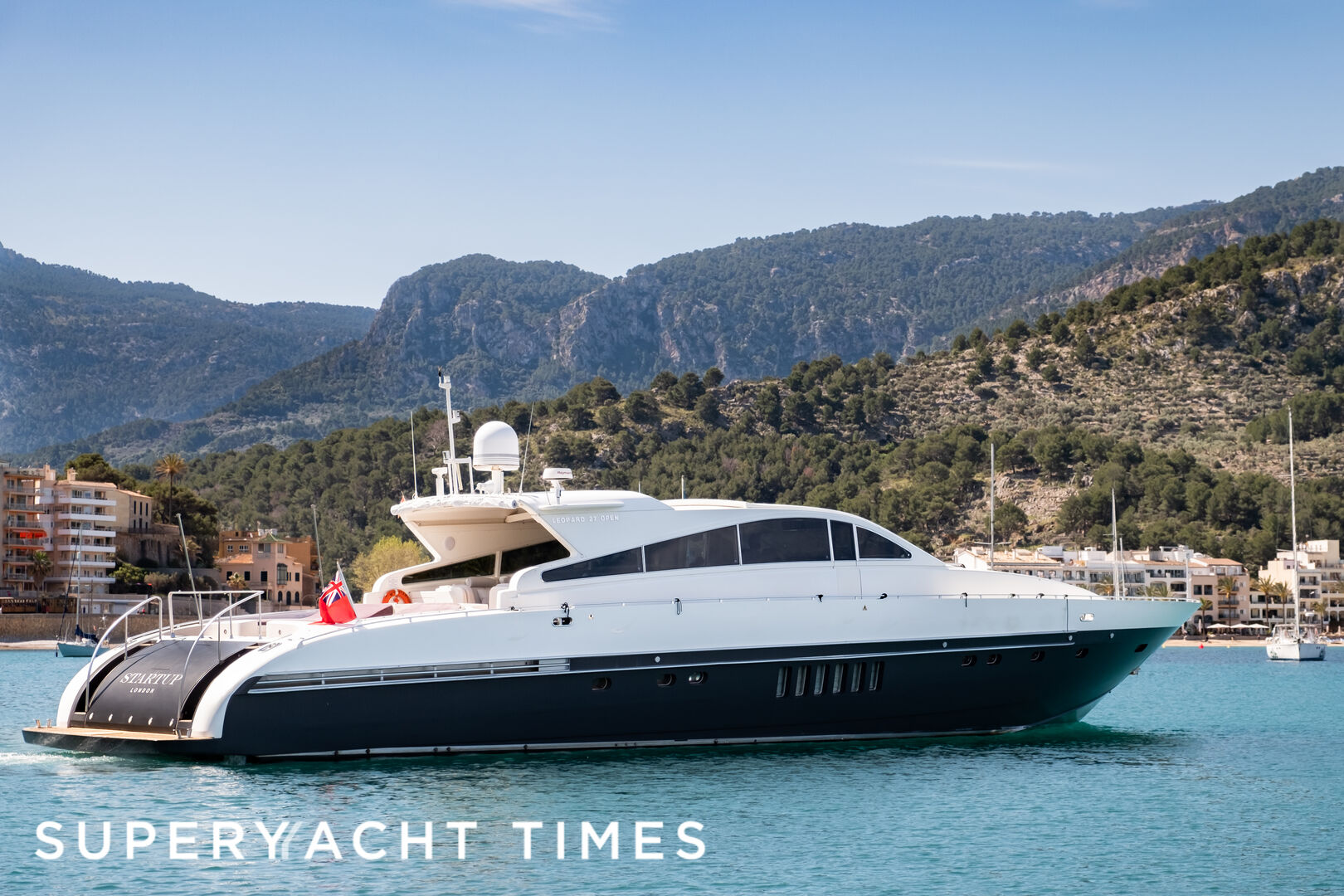 26m Leopard motor yacht Startup for sale