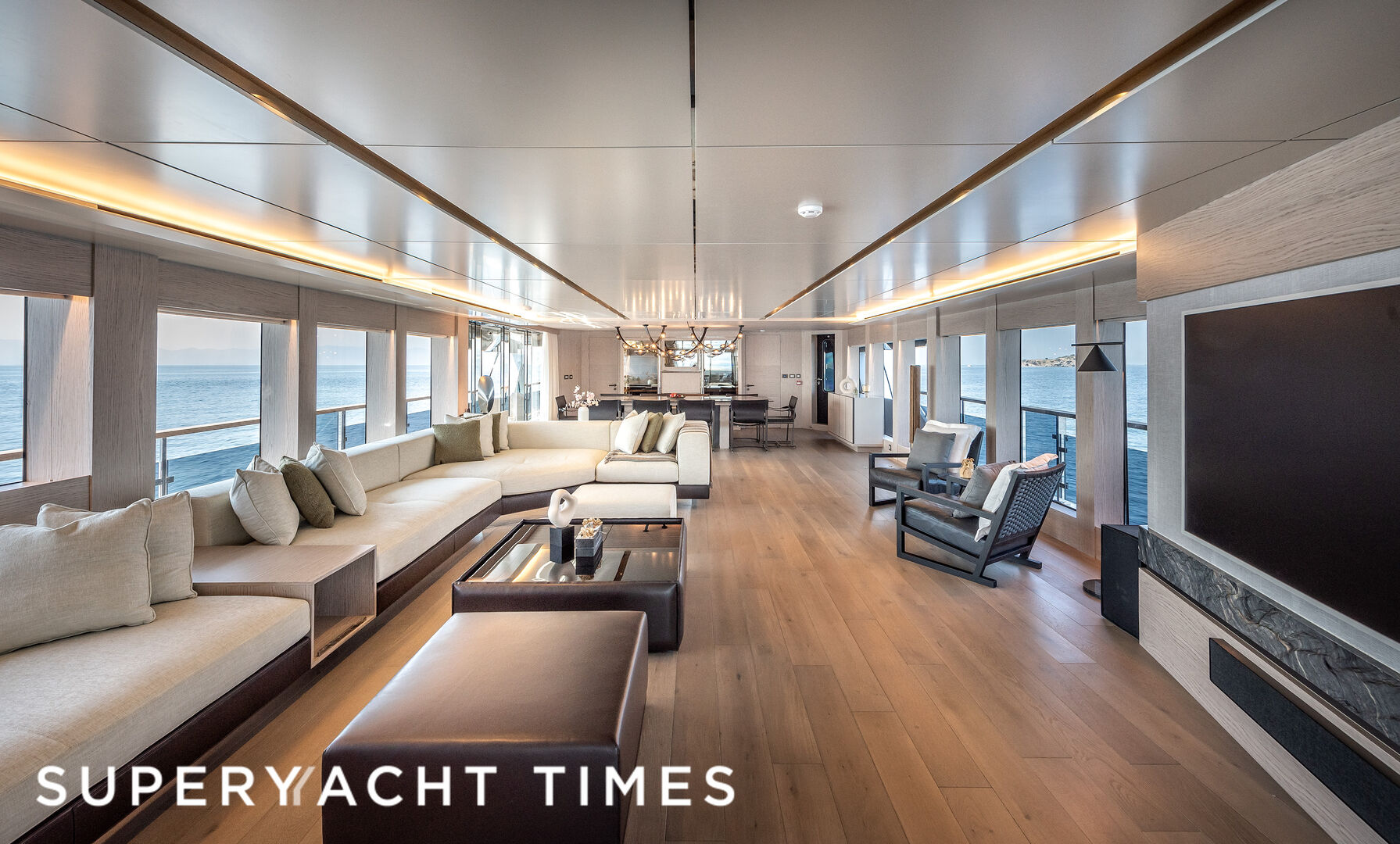 37m Numarine 37XP motor yacht Rockit for sale