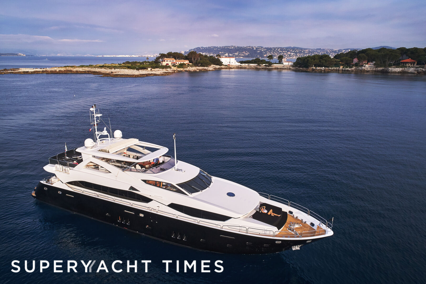 Insight The owner, broker and captain of the 34m yacht for sale Black and White
