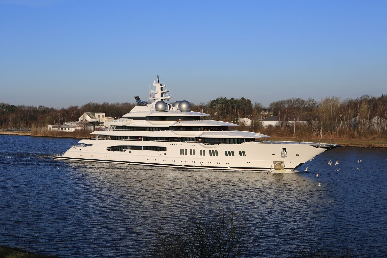 US seeks ownership of 106m seized Russianowned superyacht Amadea
