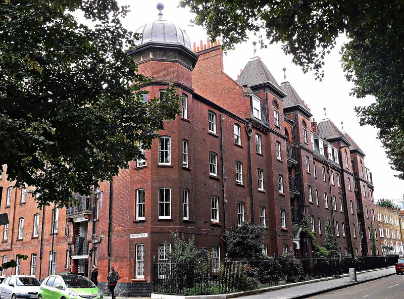 STEPPING THROUGH STEPNEY LONDON