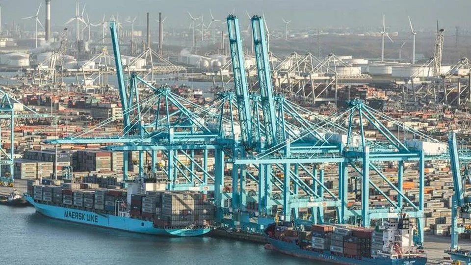Maersk Line and APM Terminals in exclusive deals — ShippingWatch