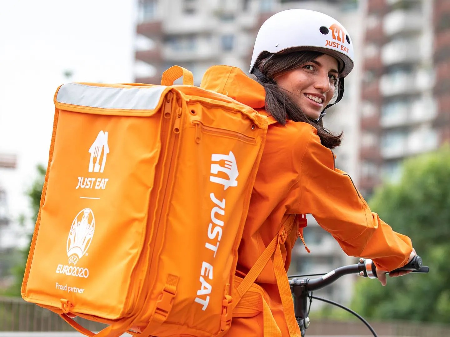 Deliveroo fastholder forventningerne oven på stærk kvartal