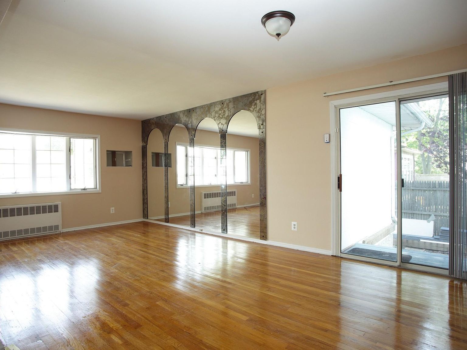 120 Hicksville Rd, Bethpage, NY 11714 Zillow