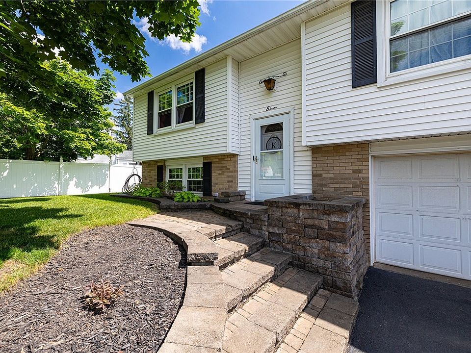 11 Wickwine Ln, Henrietta, NY 14467 Zillow