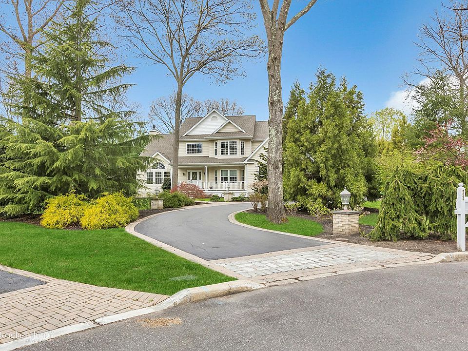 23 Bonarck Ln, Nesconset, NY 11767 Zillow