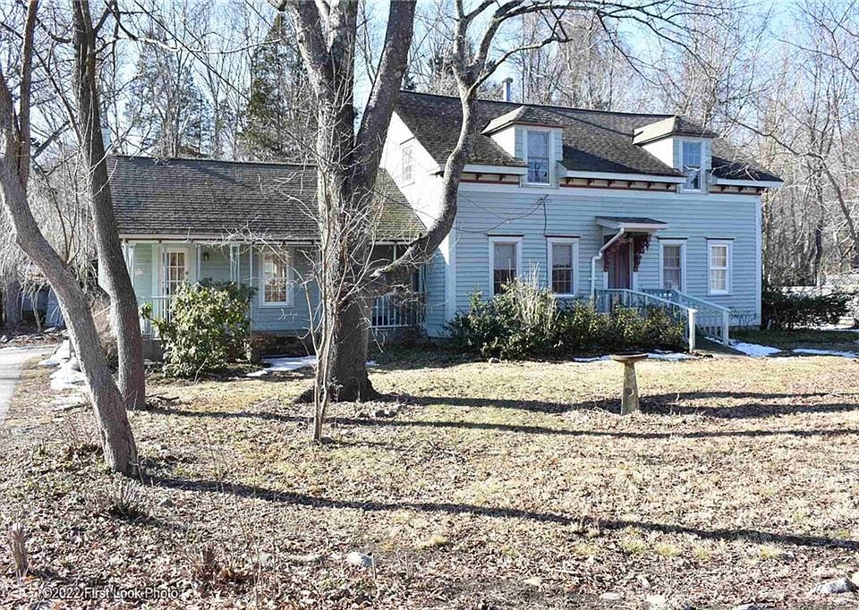 339 Commonwealth Ave, Warwick, RI 02886 Zillow