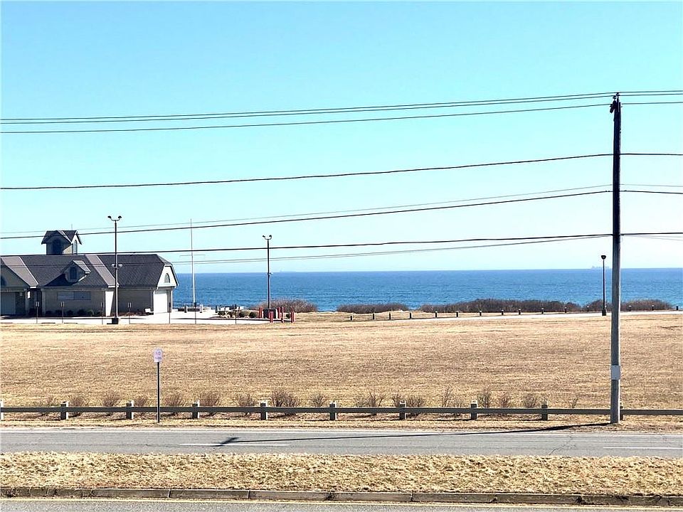 2 Gaspee Rd, Narragansett, RI 02882 MLS 1331353 Zillow