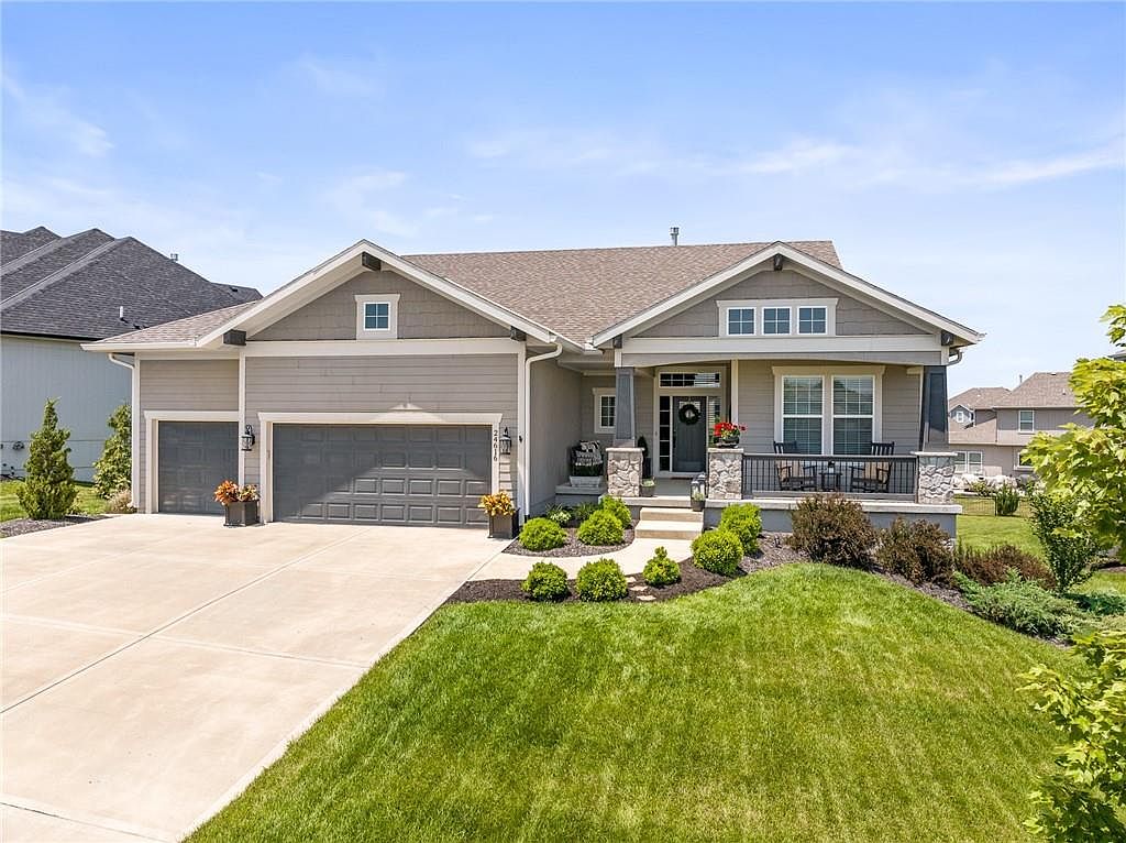 24616 W 126th Ter, Olathe, KS 66061 Zillow