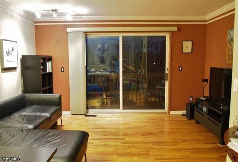 6 Essex St, Belleville, NJ 07109 Zillow