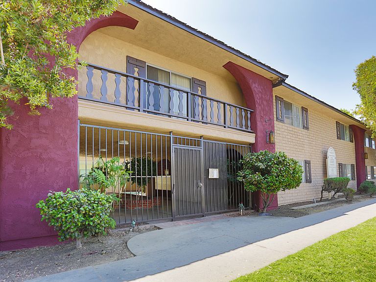 Vanowen Plaza Apartment Rentals with Virtual tours Van Nuys, CA Zillow