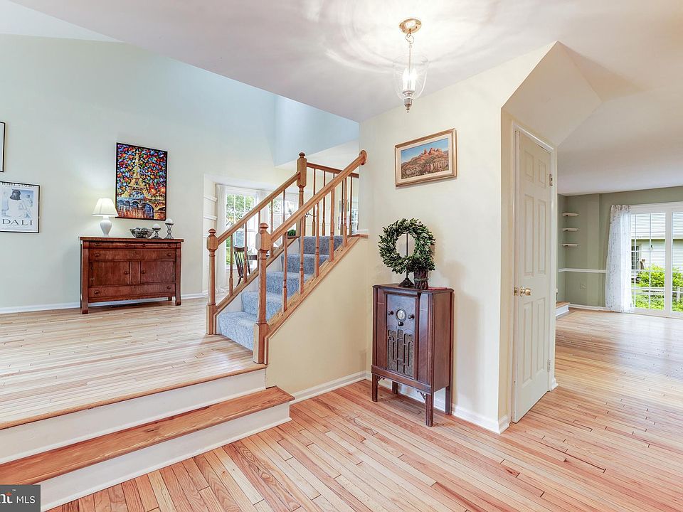13243 Ladybank Ln, Herndon, VA 20171 Zillow