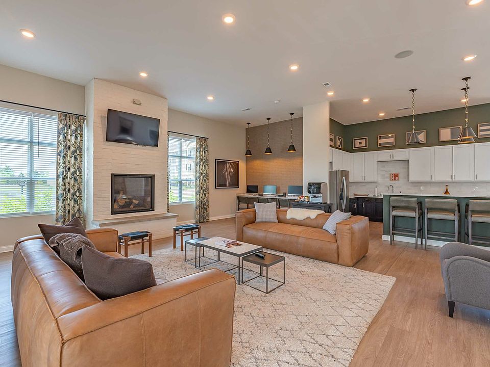 Dixon House 950 Brushfield Dr Galloway OH Zillow