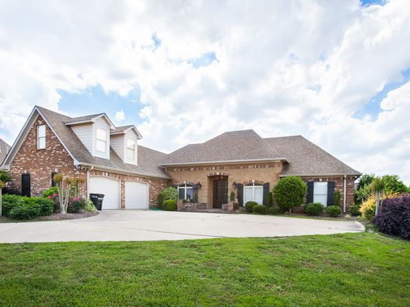 In Castlewoods Brandon Real Estate Brandon MS Homes For Sale Zillow