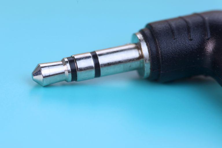 10 Best Aux Cable For Car In The Market 2024 Right Auxiliary Cord for