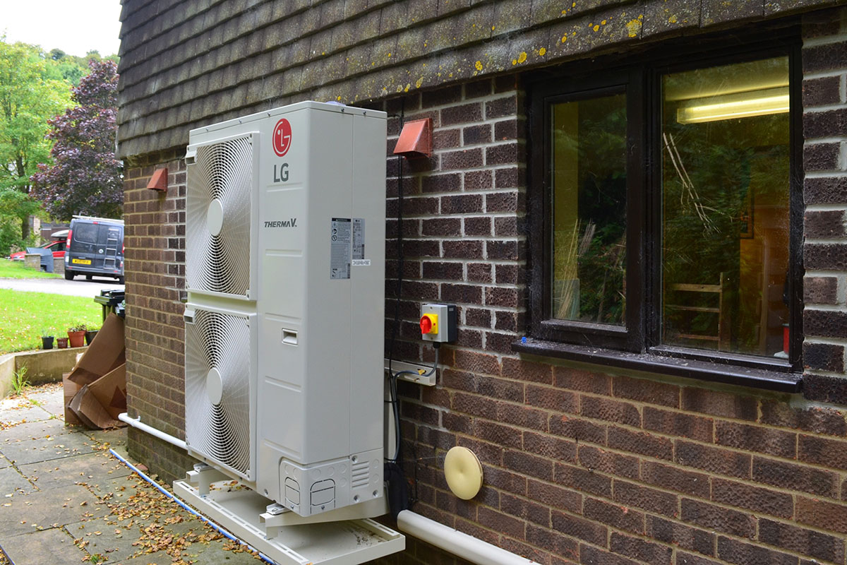 Q&A LG Therma V R32 Monobloc S air source heat pump PHPI Online