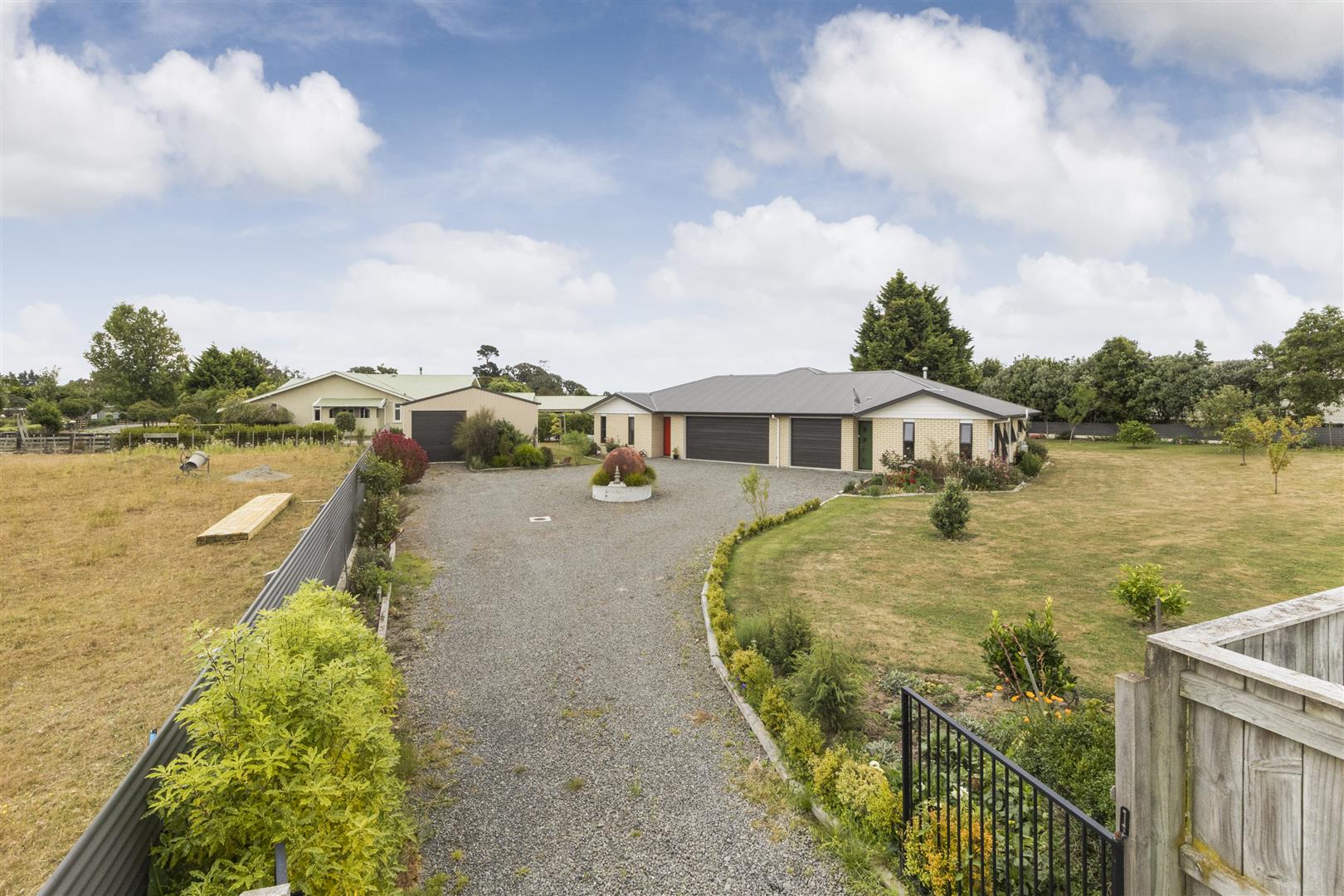 Bulls Real Estate Houses for Sale in Bulls with Team Lewis