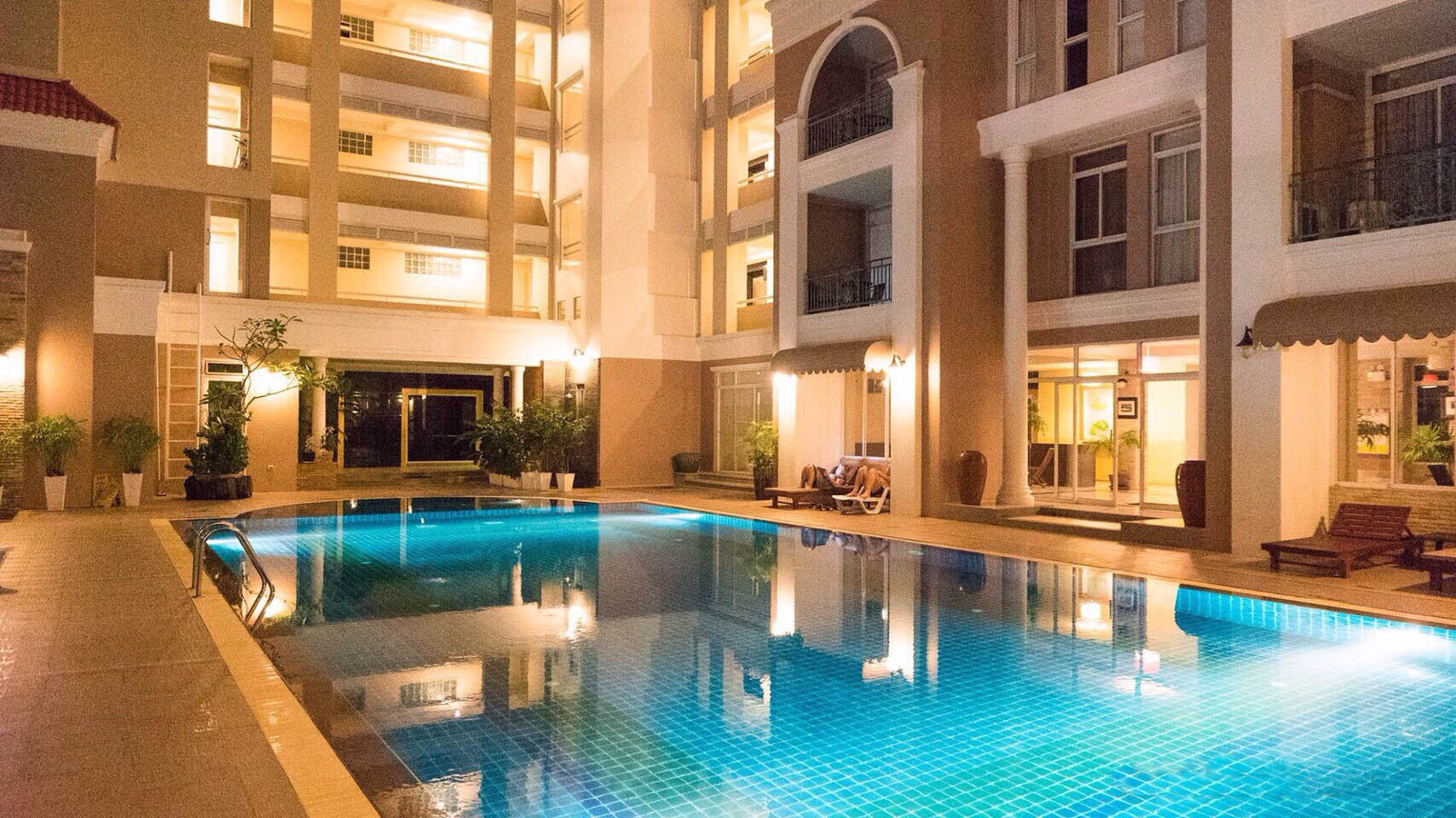 Cozy one bed LongTerm Rental in Patong Beach Phuket Midwest