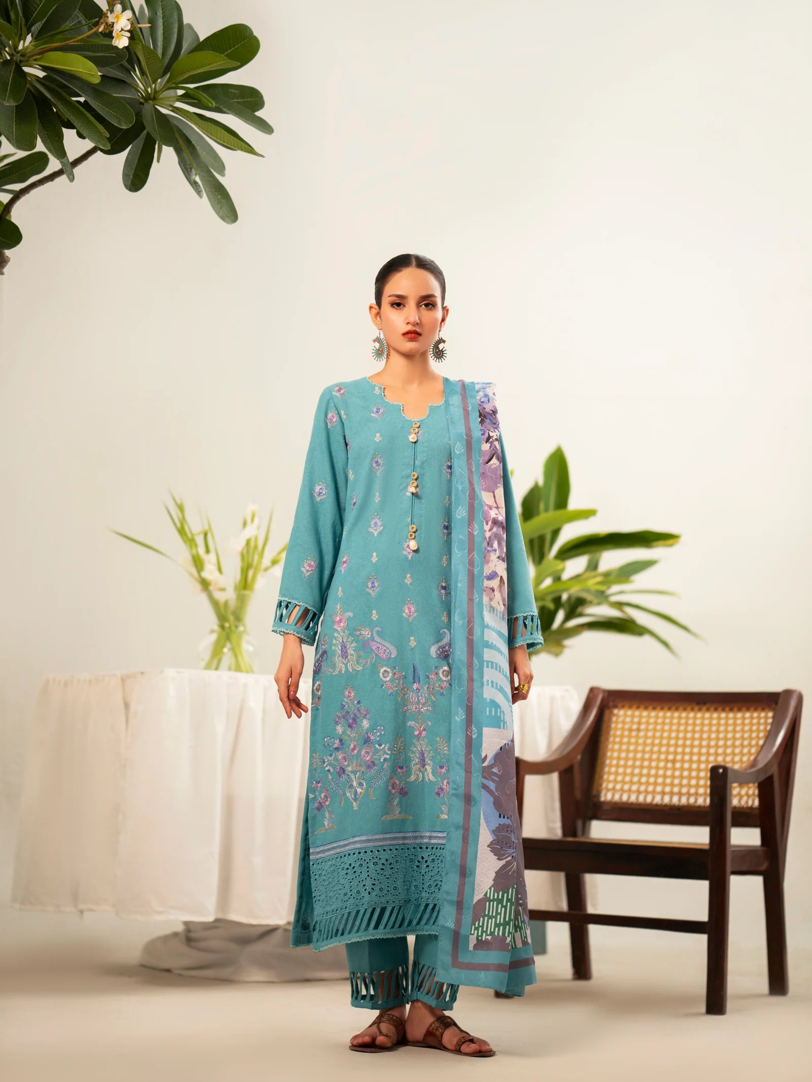 Cotton Karandi Embroidery Phulkari